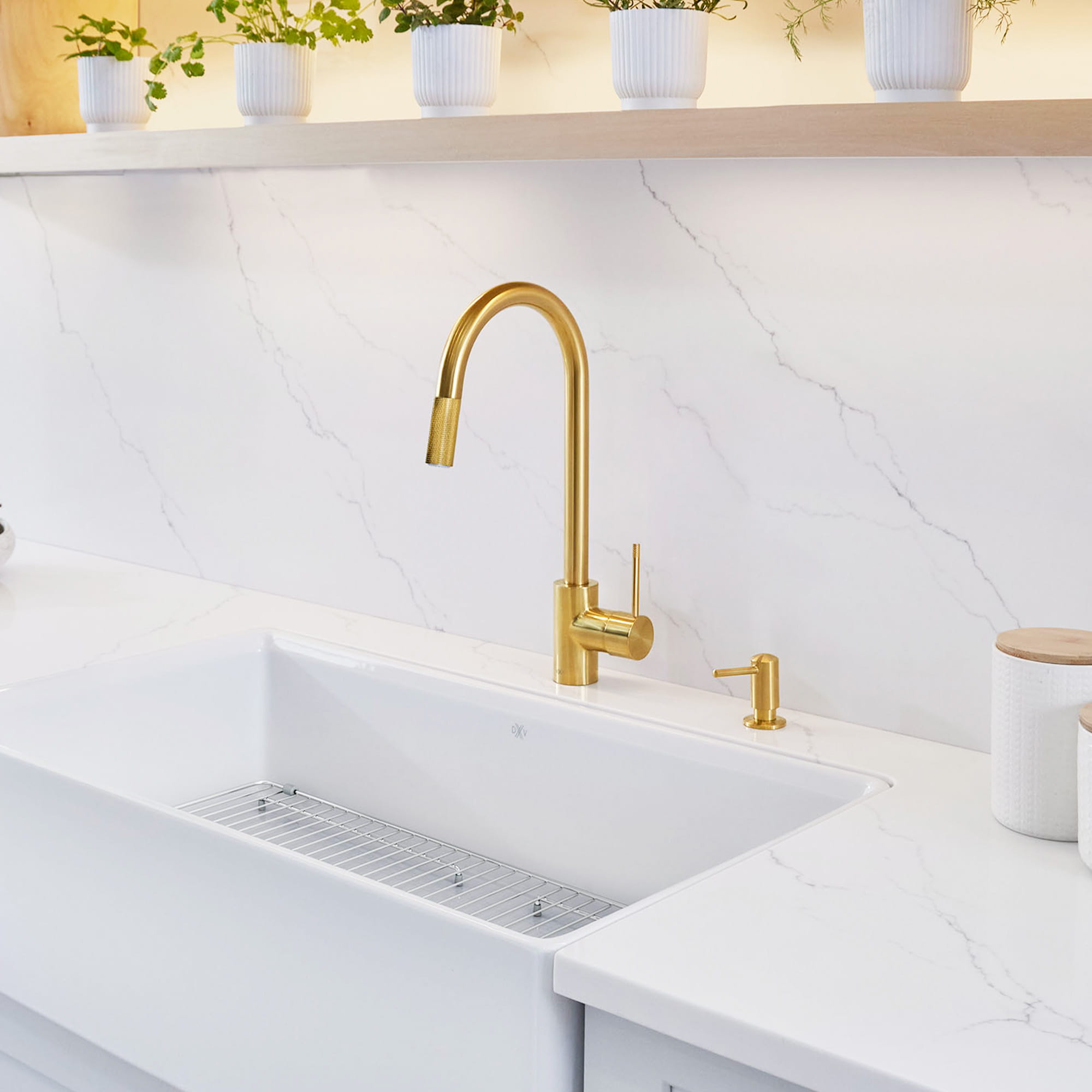 Etre Kitchen Faucet Collection from DXV